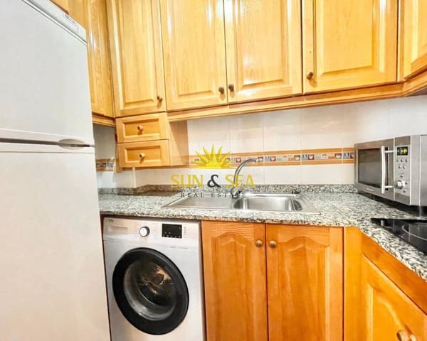 1 soverom Leilighet til leie i Las Piscinas Naturales, Torrevieja - € 550 (Ref: 9402757)