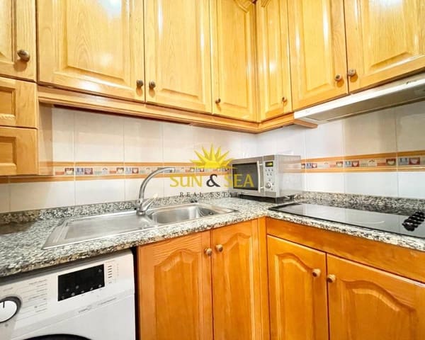 1 soverom Leilighet til leie i Las Piscinas Naturales, Torrevieja - € 550 (Ref: 9402757)