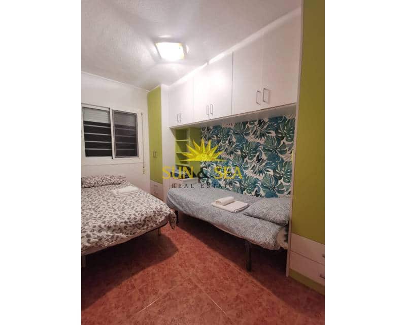 3 bedroom Villa for rent in Gran Alacant - € 900 (Ref: 9403640)