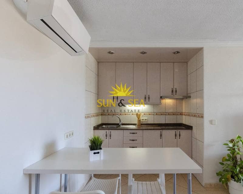 1 bedroom Apartment for rent in La Manga del Mar Menor with pool - € 600 (Ref: 9404696)