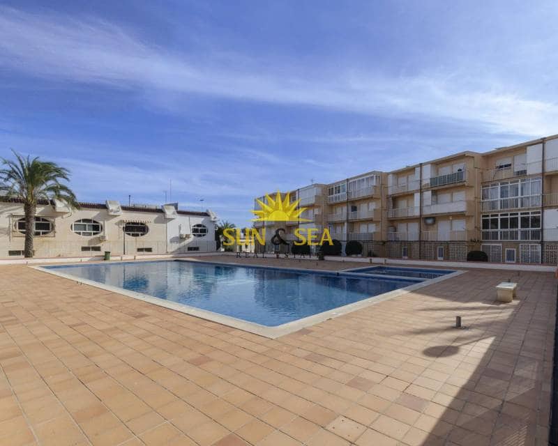 1 bedroom Apartment for rent in La Manga del Mar Menor with pool - € 600 (Ref: 9404696)