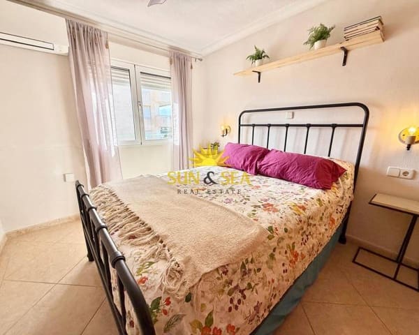 1 quarto Apartamento para arrendar em La Manga del Mar Menor com piscina - 700 € (Ref: 9404696)