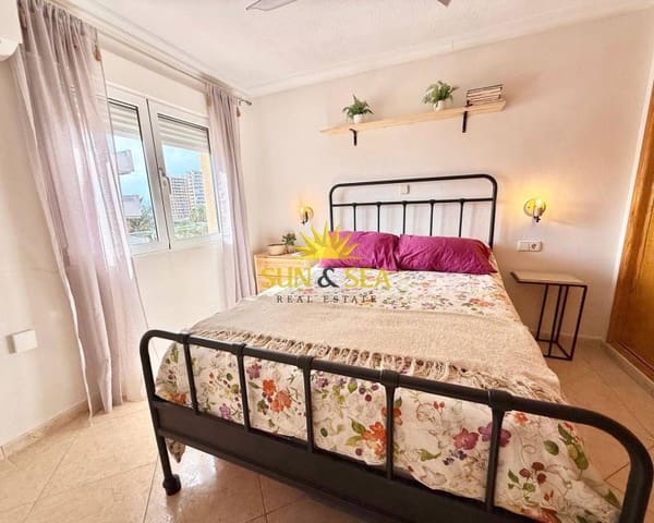 1 quarto Apartamento para arrendar em La Manga del Mar Menor com piscina - 700 € (Ref: 9404696)