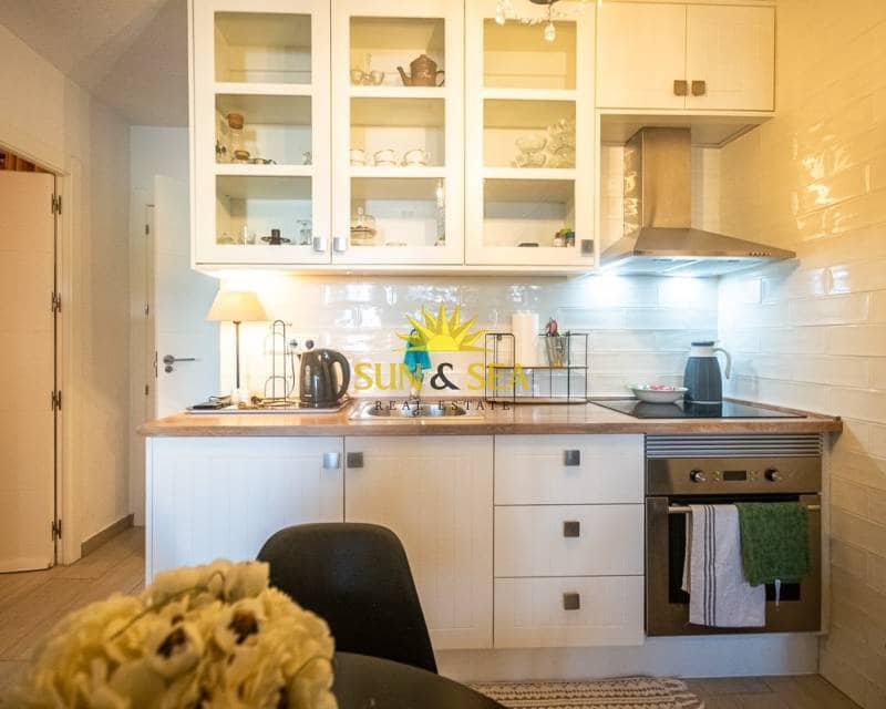 2 soverom Leilighet til leie i La Mata - € 890 (Ref: 9404703)