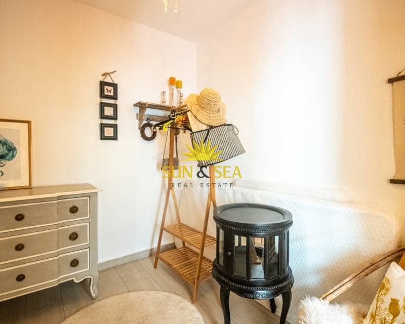 2 soverom Leilighet til leie i La Mata - € 890 (Ref: 9404703)