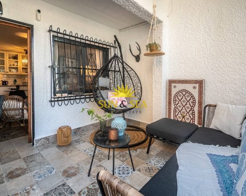 2 soverom Leilighet til leie i La Mata - € 890 (Ref: 9404703)
