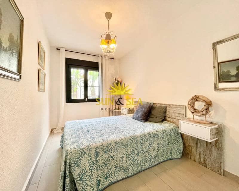 2 soverom Leilighet til leie i La Mata - € 890 (Ref: 9404703)