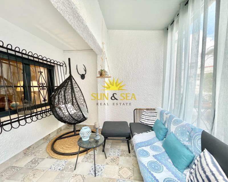 2 soverom Leilighet til leie i La Mata - € 890 (Ref: 9404703)