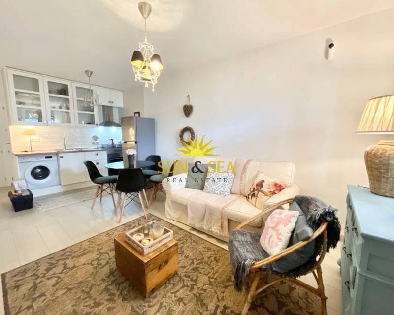 2 soverom Leilighet til leie i La Mata - € 890 (Ref: 9404703)