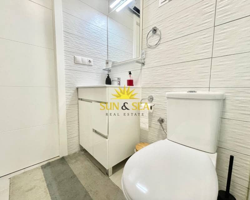 2 soverom Leilighet til leie i La Mata - € 890 (Ref: 9404703)