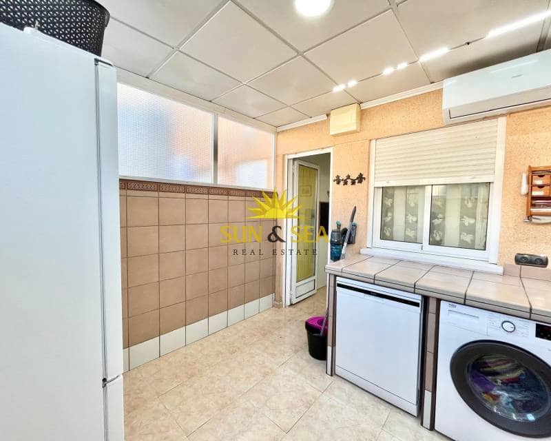 3 Zimmer Villa zu verkaufen in Santa Pola - 290.000 € (Ref: 9405769)