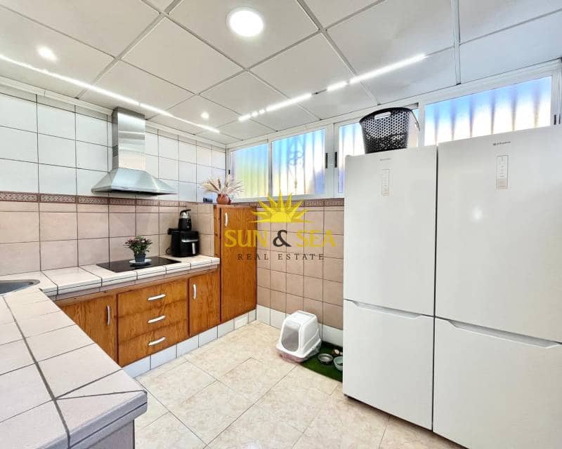 3 Zimmer Villa zu verkaufen in Santa Pola - 290.000 € (Ref: 9405769)