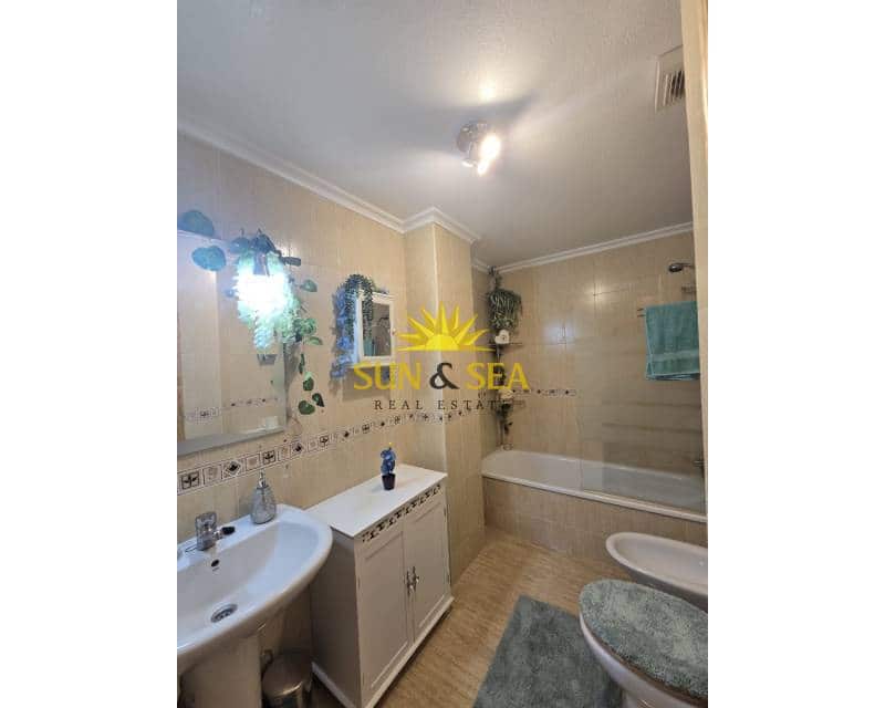 2 bedroom Penthouse for rent in Formentera del Segura with pool - € 700 (Ref: 9405901)