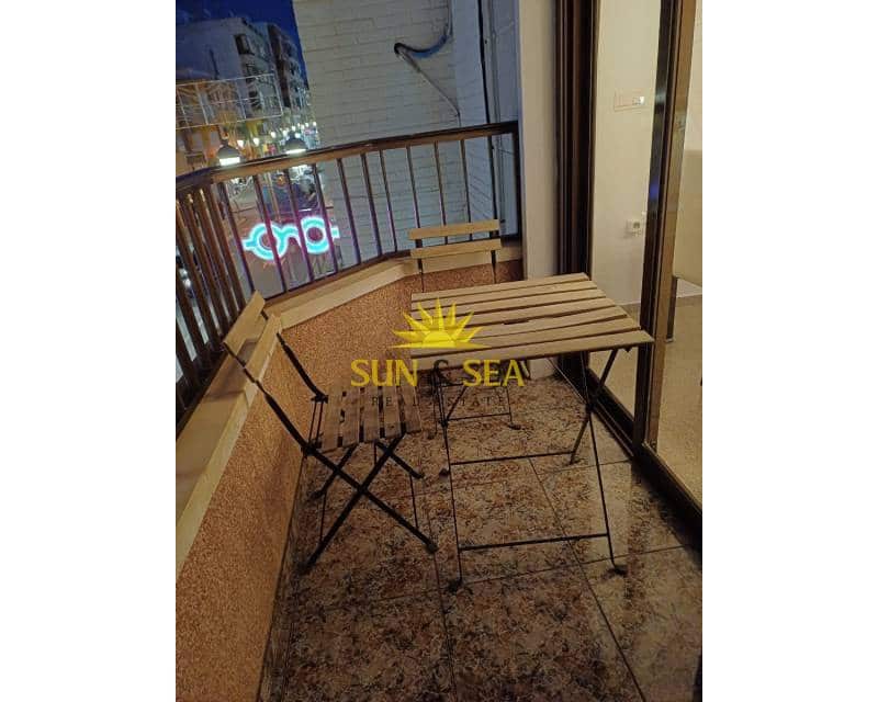 2 bedroom Apartment for rent in Guardamar del Segura - € 800 (Ref: 9409406)