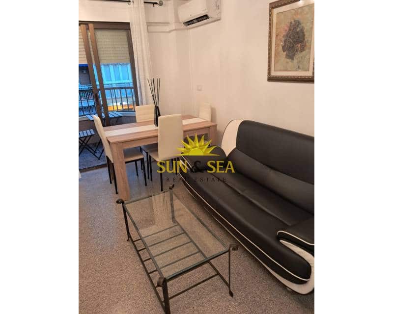 2 bedroom Apartment for rent in Guardamar del Segura - € 800 (Ref: 9409406)