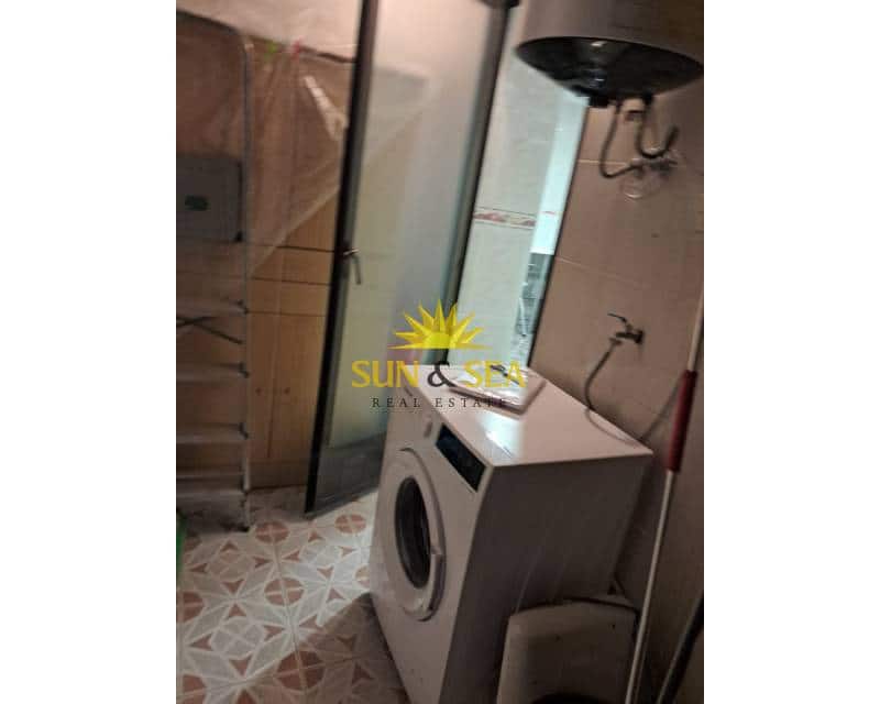 2 bedroom Apartment for rent in Guardamar del Segura - € 800 (Ref: 9409406)