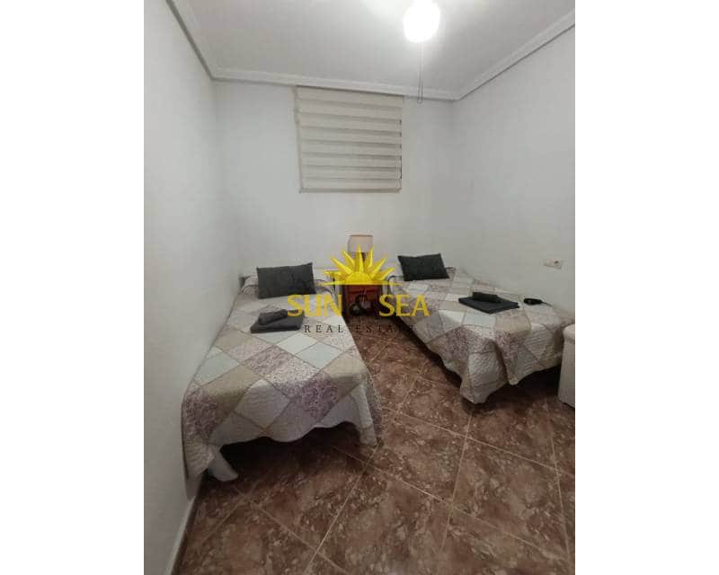 2 bedroom Apartment for rent in Torrevieja - € 600 (Ref: 9409408)