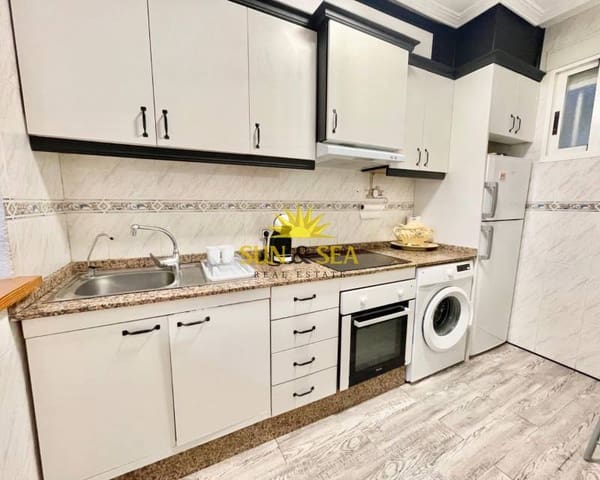 2 quarto Apartamento para arrendar em Avenida Habaneras - Curva de Palangre, Torrevieja - 600 € (Ref: 9409408)