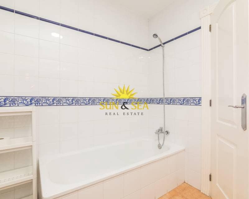 2 Zimmer Villa zu vermieten in Gran Alacant mit Pool Garage - 1.900 € (Ref: 9410154)