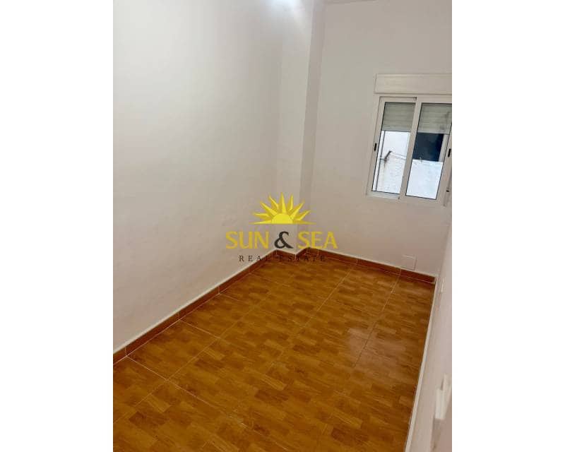 3 sypialnia Apartament do wynajęcia w Miasto Alicante / Alacant - 1 000 € (Ref: 9410248)