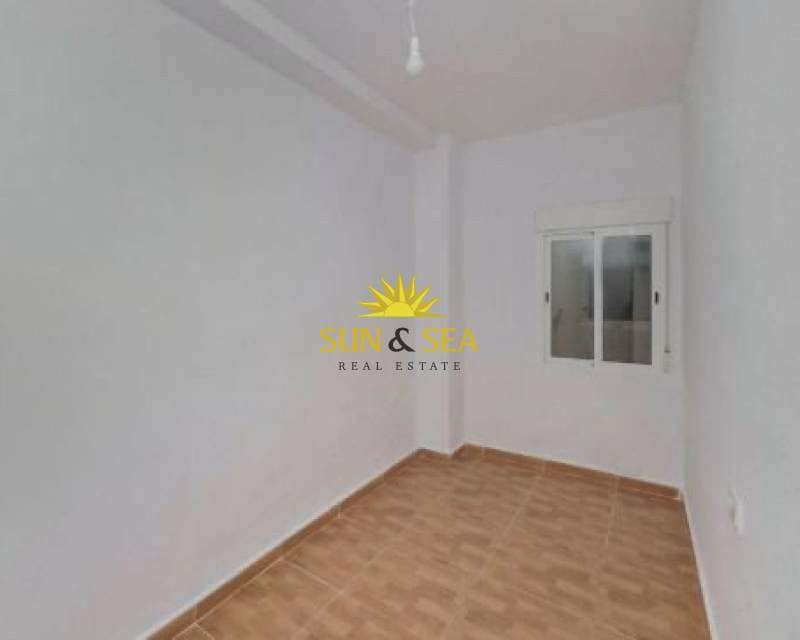 3 sypialnia Apartament do wynajęcia w Miasto Alicante / Alacant - 1 000 € (Ref: 9410248)