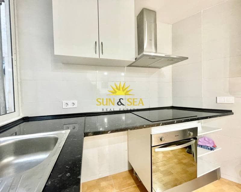 3 bedroom Apartment for rent in Alicante / Alacant city - € 1,000 (Ref: 9410248)