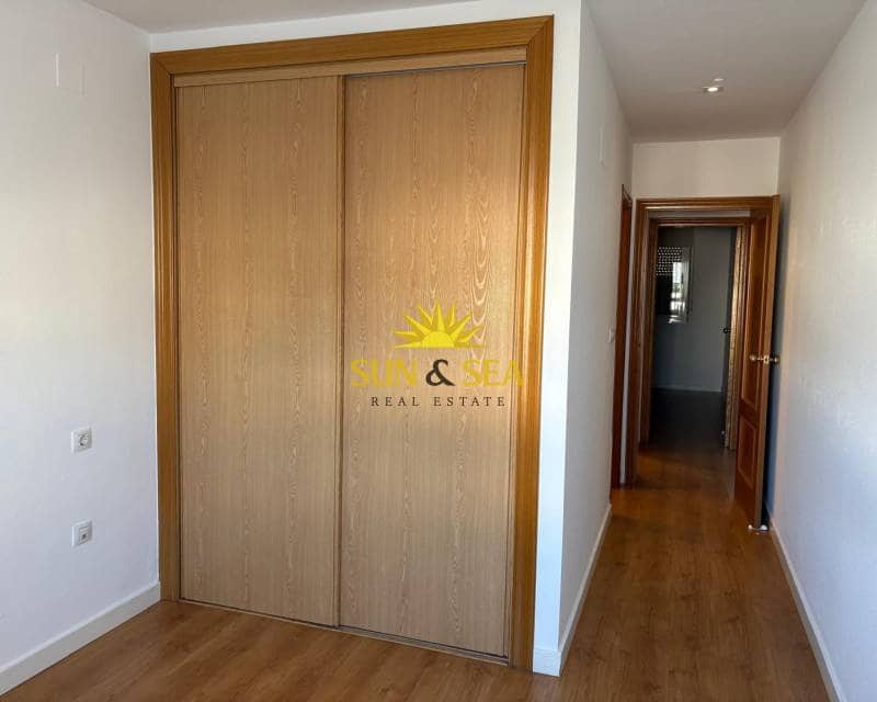 2 soveværelse Lejlighed til leje i Playa de San Juan med swimmingpool garage - € 1.200 (Ref: 9412836)