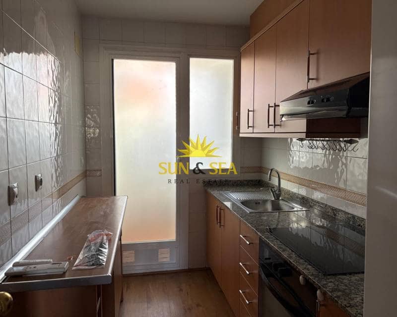 2 soveværelse Lejlighed til leje i Playa de San Juan med swimmingpool garage - € 1.200 (Ref: 9412836)