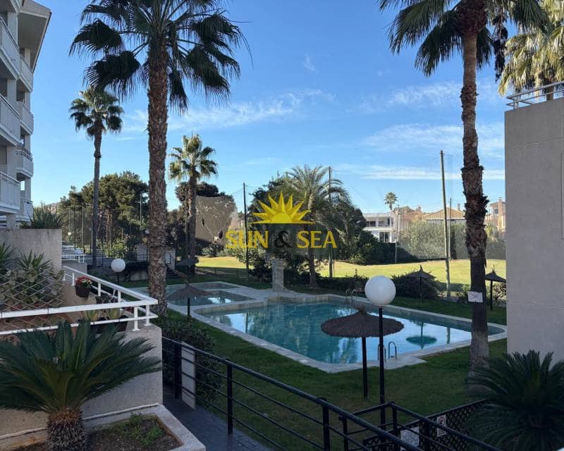 2 soveværelse Lejlighed til leje i Playa de San Juan med swimmingpool garage - € 1.200 (Ref: 9412836)