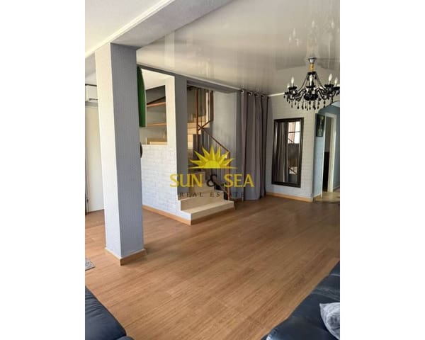 5 slaapkamer Villa te huur in La Mata, Torrevieja met garage - € 1.600 (Ref: 9414538)