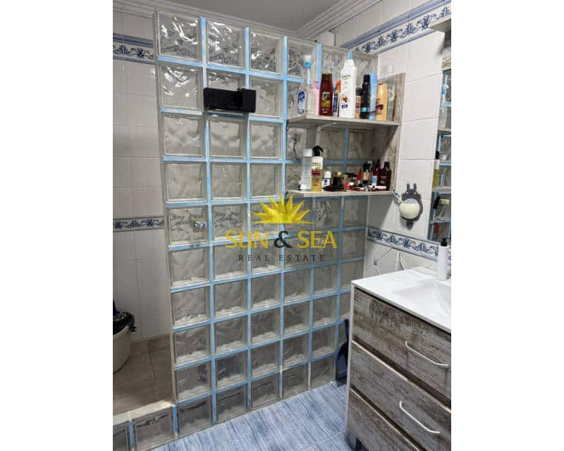 5 slaapkamer Villa te huur in La Mata met garage - € 1.600 (Ref: 9414538)