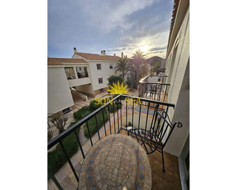 2 soverom Leilighet til leie i Atamaria - € 700 (Ref: 9414610)