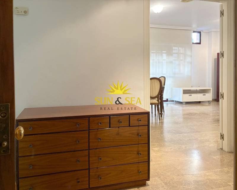 3 soverom Leilighet til leie i Murcia by - € 950 (Ref: 9414611)