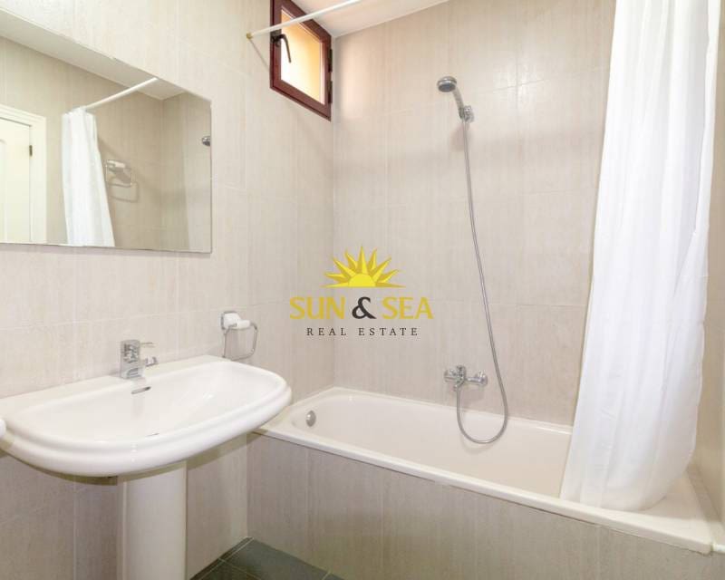 3 soverom Leilighet til leie i Murcia by - € 950 (Ref: 9414611)