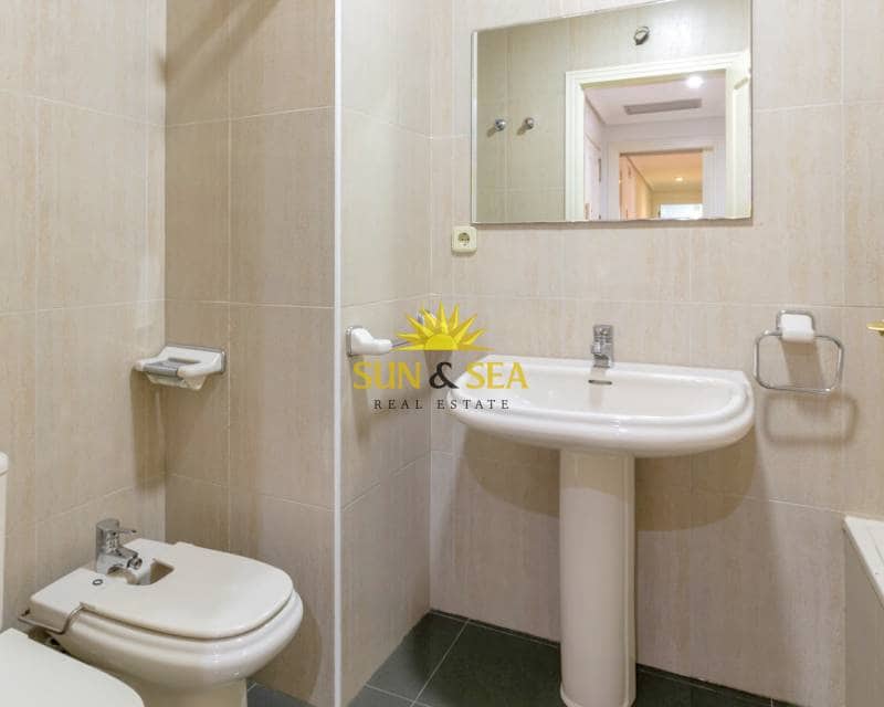 3 soverom Leilighet til leie i Murcia by - € 950 (Ref: 9414611)