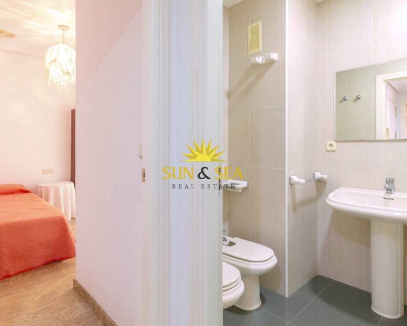 3 soverom Leilighet til leie i Murcia by - € 950 (Ref: 9414611)