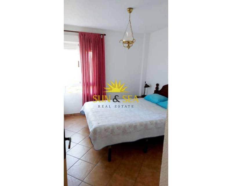 3 bedroom Apartment for rent in Gran Alacant with pool - € 900 (Ref: 9417783)