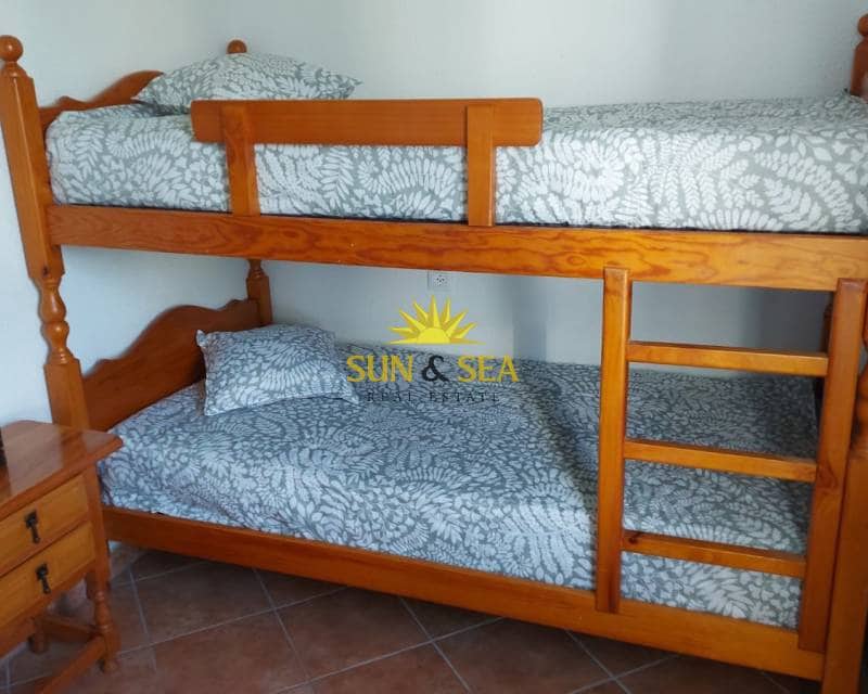 3 bedroom Apartment for rent in Gran Alacant with pool - € 900 (Ref: 9417783)