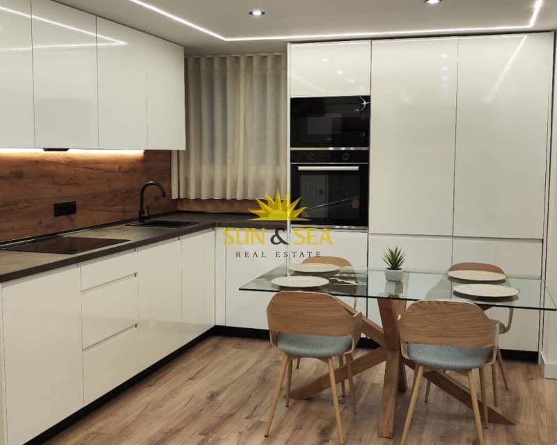 1 makuuhuone Huoneisto vuokrattavana paikassa Alicante kaupunki - 900 € (Ref: 9417784)