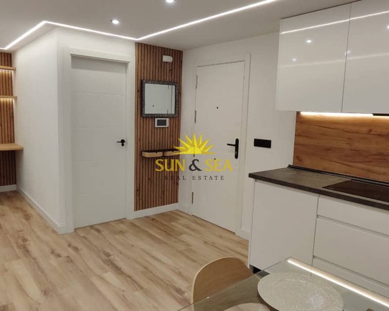 1 makuuhuone Huoneisto vuokrattavana paikassa Alicante kaupunki - 900 € (Ref: 9417784)