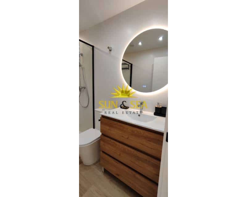 1 makuuhuone Huoneisto vuokrattavana paikassa Alicante kaupunki - 900 € (Ref: 9417784)