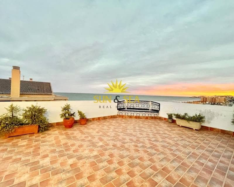 Penthouse de 4 chambres à louer à La Mata avec garage - 800 € (Ref: 9418993)