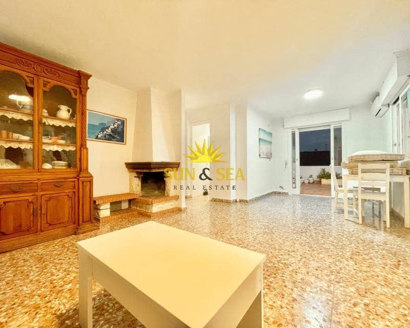 Penthouse de 4 chambres à louer à La Mata avec garage - 800 € (Ref: 9418993)