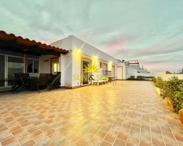 4 slaapkamer Penthouse te huur in Gaspar Perelló, Torrevieja met garage - € 800 (Ref: 9418993)