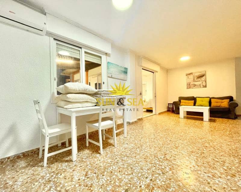 Penthouse de 4 chambres à louer à La Mata avec garage - 800 € (Ref: 9418993)