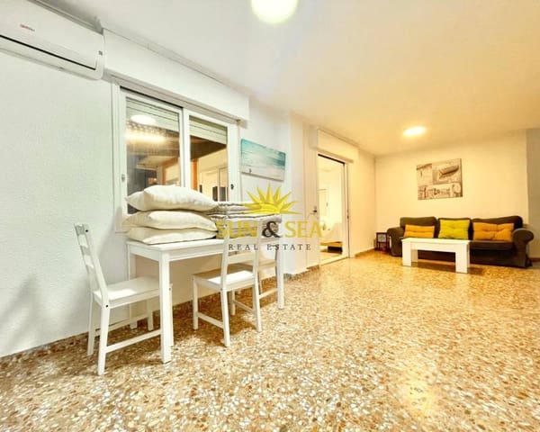 4 slaapkamer Penthouse te huur in Gaspar Perelló, Torrevieja met garage - € 800 (Ref: 9418993)