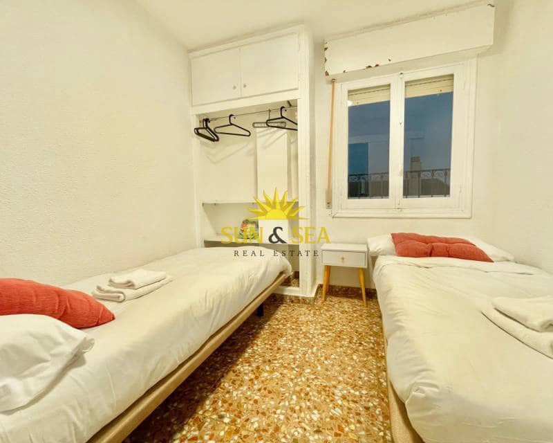 Penthouse de 4 chambres à louer à La Mata avec garage - 800 € (Ref: 9418993)