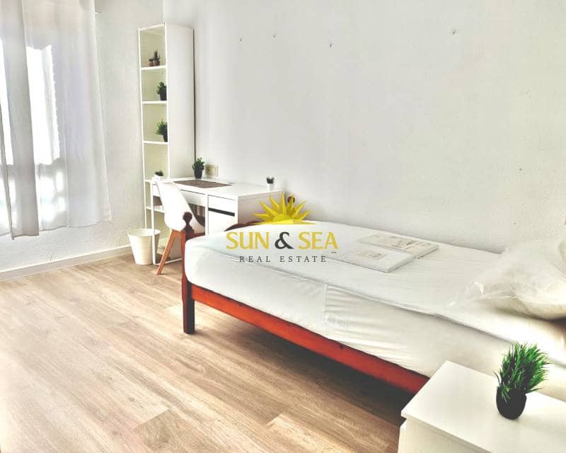 4 camera da letto Appartamento da affittare in Murcia citta - 1.200 € (Rif: 9418994)