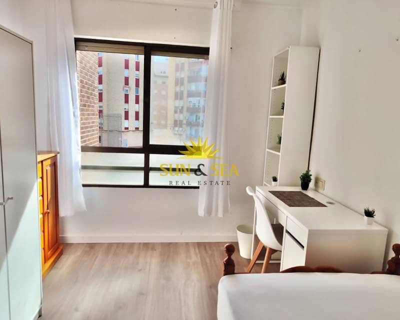 4 camera da letto Appartamento da affittare in Murcia citta - 1.200 € (Rif: 9418994)