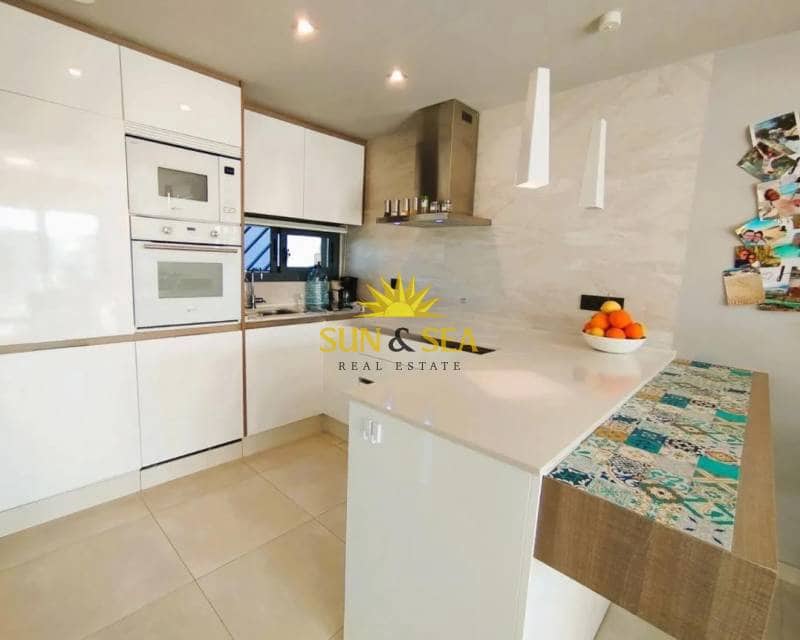 2 bedroom Apartment for rent in Guardamar del Segura with pool - € 2,000 (Ref: 9420515)